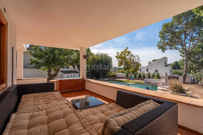 Foto 2de7110c-8c63-4af9-ac7e-aee2261a0b5f. Chalet con riscaldamento parcheggio piscina in La Cañada Paterna