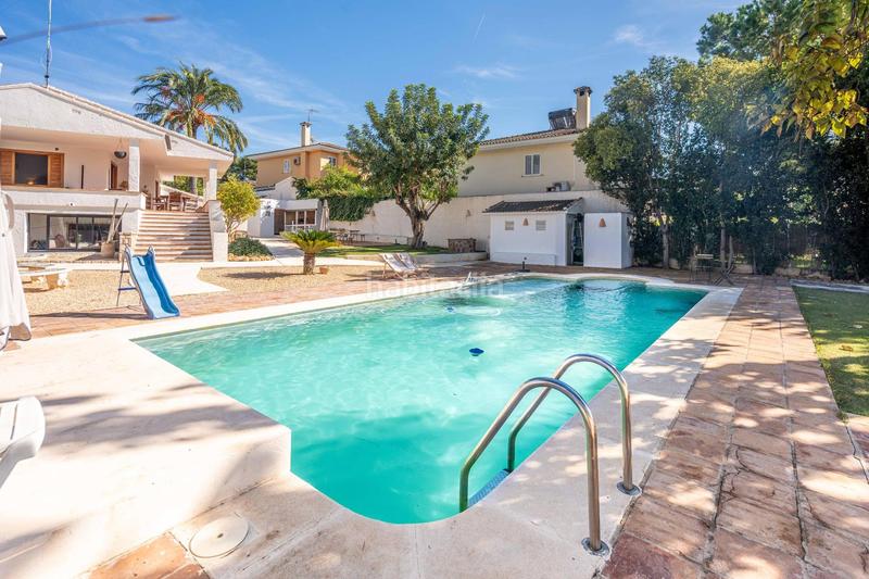 Foto 3567db5e-53a9-445f-a987-a967e7f79491. Chalet con riscaldamento parcheggio piscina in La Cañada Paterna