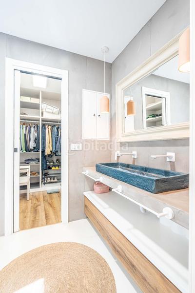 Foto 71dfba0f-c753-4825-8c9f-2bfab8982495. Chalet con riscaldamento parcheggio piscina in La Cañada Paterna