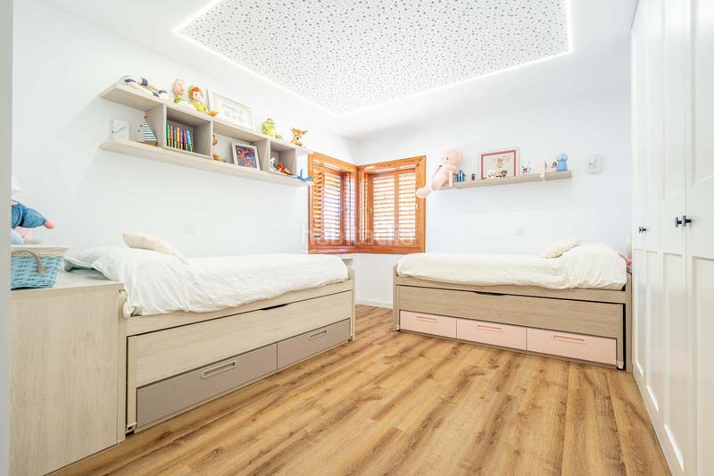 Foto 89ebe51c-36b9-4efb-b15c-d056e81c4e31. Chalet con riscaldamento parcheggio piscina in La Cañada Paterna