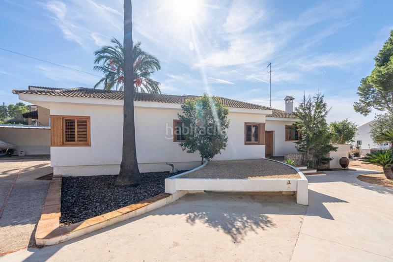 Foto 99468ab8-6ff6-45e3-ba8e-ae97853f195d. Chalet con riscaldamento parcheggio piscina in La Cañada Paterna