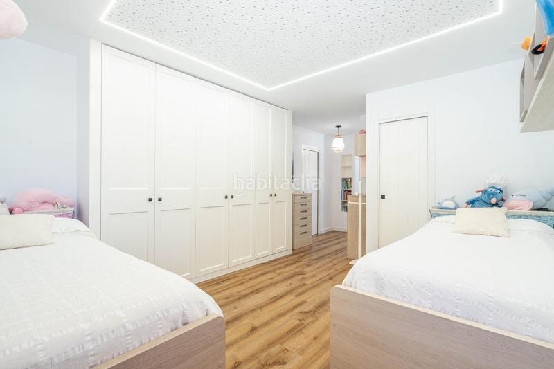 Foto aec8a413-99bd-48fa-bd54-427a318f9e19. Chalet con riscaldamento parcheggio piscina in La Cañada Paterna