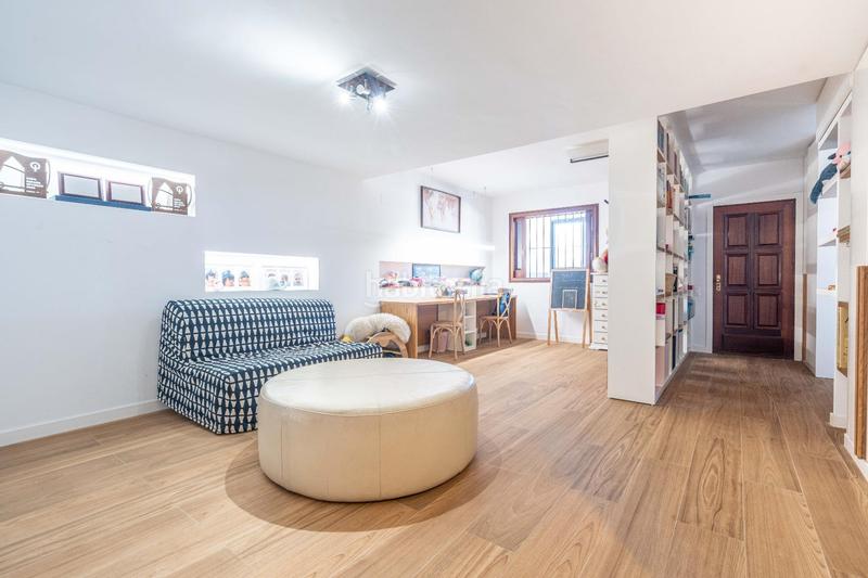 Foto b02e093e-fc43-4809-96bc-6d395ab83a18. Chalet con riscaldamento parcheggio piscina in La Cañada Paterna