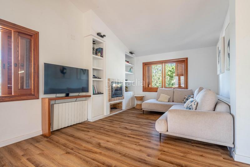 Foto e9bf06e2-a818-4ff8-9fc2-3f969ccb5f17. Chalet con riscaldamento parcheggio piscina in La Cañada Paterna