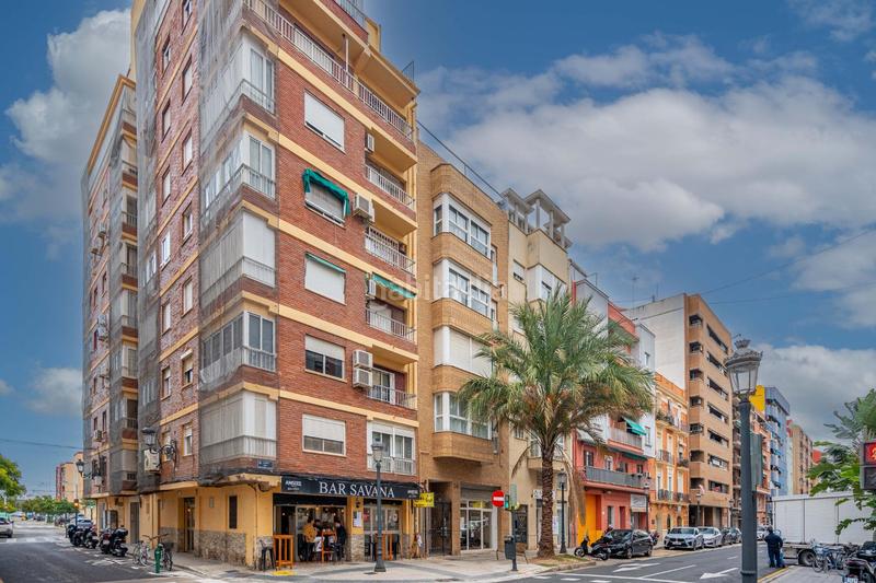 Foto 41b1fac4-b9ac-4b6b-b0c1-c3ebd59827ab. Flat in El Cabanyal-El Canyamelar Valencia