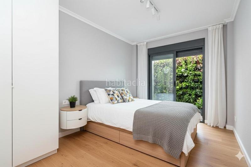 Foto 6b2a999f-5d0f-4cc8-8ef1-66d5b2c8ca20. Piso en dr. lluch, vivienda del 2002. 2 baños. en Valencia