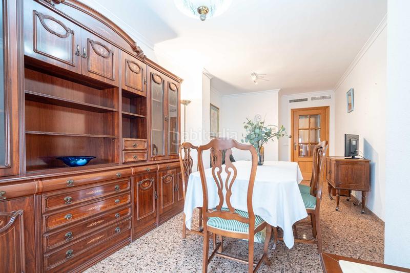 Foto bf627bfd-83f6-4511-b00b-839d1b34007d. Piso en dr. lluch, vivienda del 2002. 2 baños. en Valencia