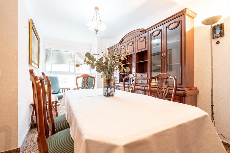 Foto d0e23bc6-85bd-4d19-a630-e5473b4ad66a. Flat in El Cabanyal-El Canyamelar Valencia