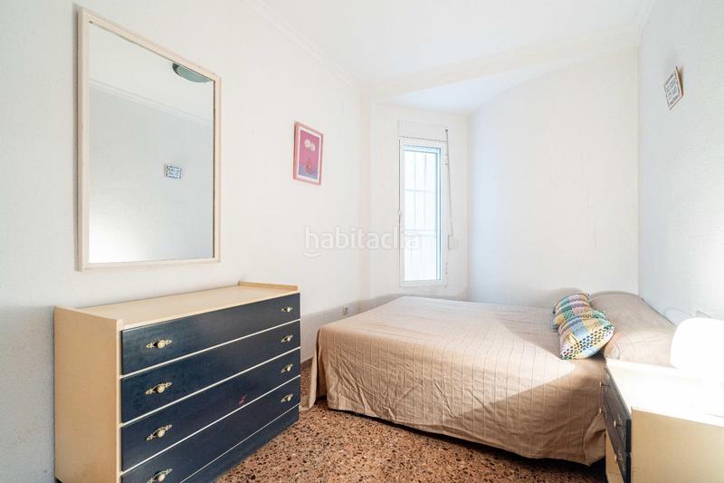 Foto f880b66f-183c-4273-ab7f-b9790038499f. Piso en dr. lluch, vivienda del 2002. 2 baños. en Valencia