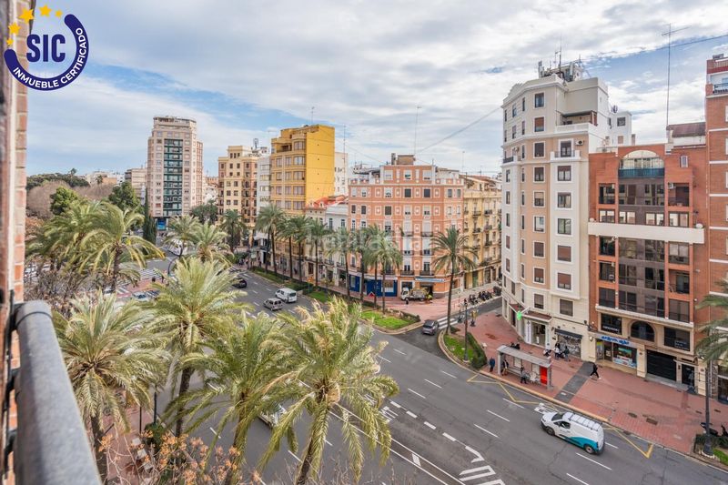Foto 8f725aa2-44db-46d0-917d-8ea61d1a604a. Pis a Russafa Valencia