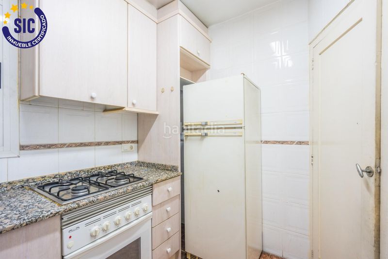 Foto cbd253d5-9aff-4d8e-9191-192421a0f84e. Pis a Russafa Valencia