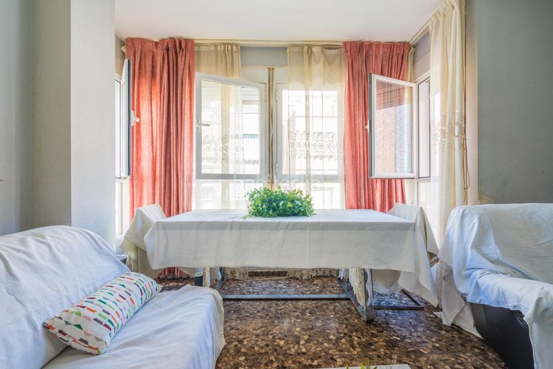 Foto 0a52cbfc-f807-4c2b-bebb-58c65c7bf28d. Pis a Nou Moles Valencia