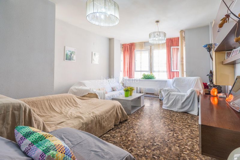 Foto a0717f93-8b14-4934-90f1-ee309f239bea. Pis a Nou Moles Valencia