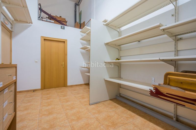 Foto 45e36c0a-c347-4bf3-811d-3ddb3113f96c. Local comercial a Benimàmet Valencia