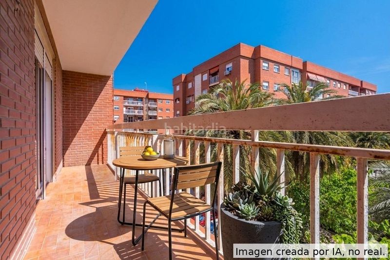 Piso vive junto al mediterráneo! luminoso piso de 4 dorm. en av. malvarrosa en Valencia - Imagen 6