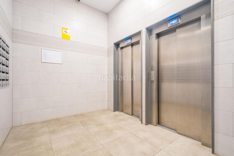 Piso vive junto al mediterráneo! luminoso piso de 4 dorm. en av. malvarrosa en Valencia - Imagen 40