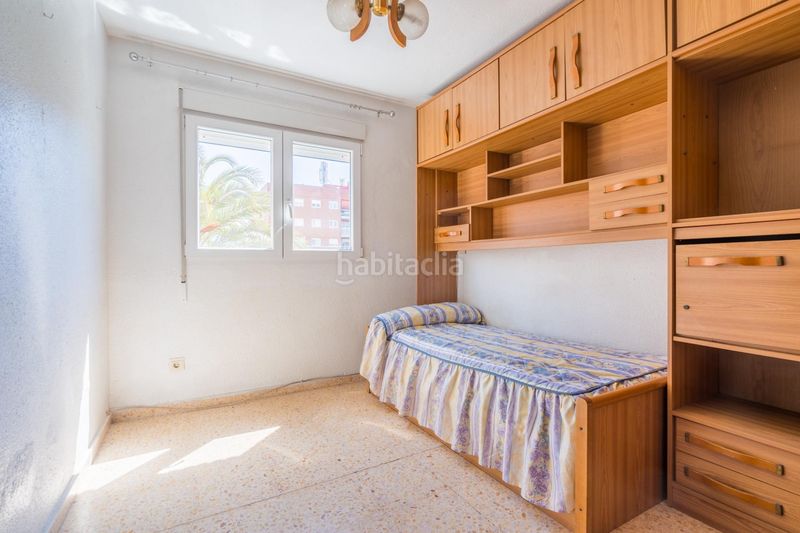 Piso vive junto al mediterráneo! luminoso piso de 4 dorm. en av. malvarrosa en Valencia - Imagen 24