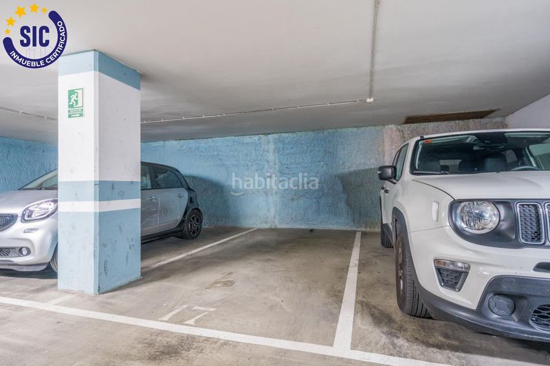 Foto 71ff9f17-f673-4abd-9c16-272422580fcc. Estudi amb aparcament a Penya-Roja - Avda. Francia Valencia