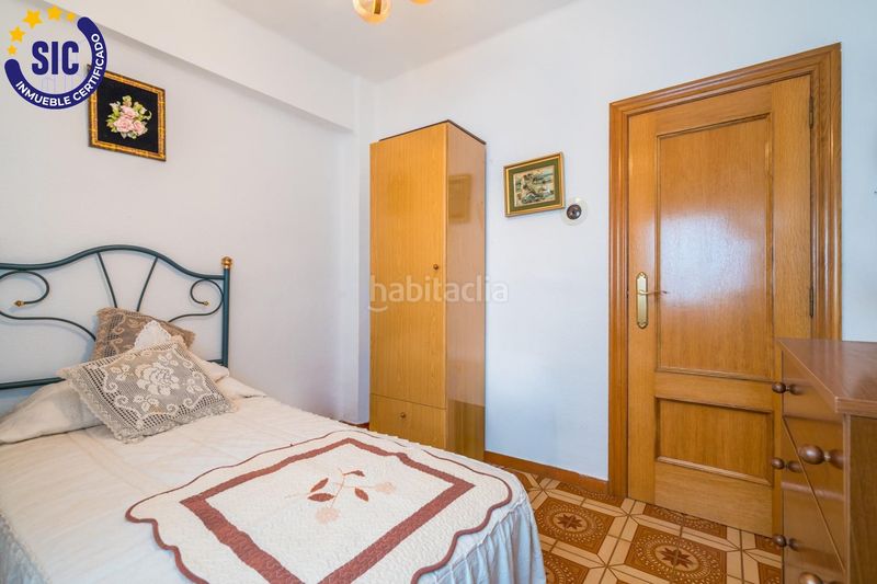 Foto 0cd33a45-dbae-4db4-8e6d-428d99bf0c40. Apartament a Els Orriols Valencia