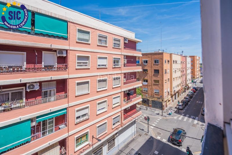 Foto 3b868c81-ddba-4704-a27c-261d1c839175. Apartament a Els Orriols Valencia