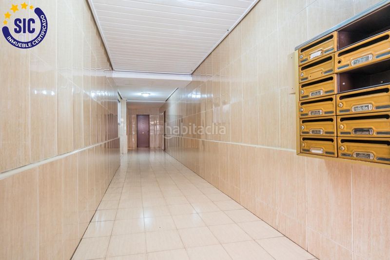 Foto 70e185a4-2564-41d0-9a14-a993a1cf7261. Apartament a Els Orriols Valencia