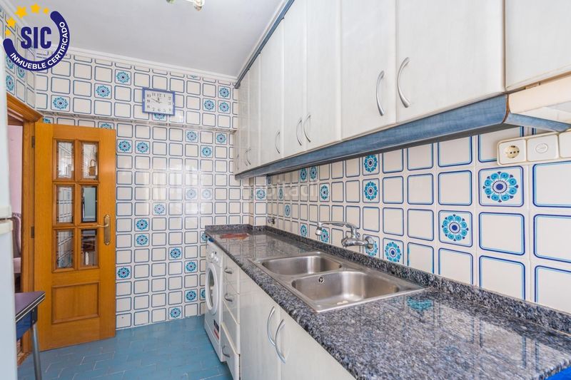 Foto e353fd40-837c-4d83-8117-a2aff3cfb936. Apartament a Els Orriols Valencia