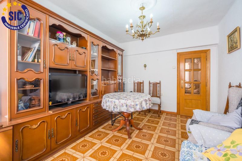 Foto e3eadfa6-8bb7-44fc-b62f-e2def898e3f1. Apartament a Els Orriols Valencia