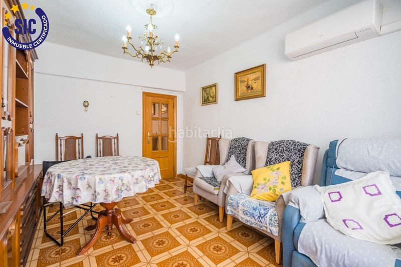Foto f2847c38-c8d1-44b9-8088-86493a3b6ccf. Apartament a Els Orriols Valencia