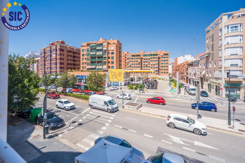 Foto 43de82c2-c0a4-49e8-ac68-939385485ea0. Pis amb calefacció aparcament piscina a El Grau Valencia