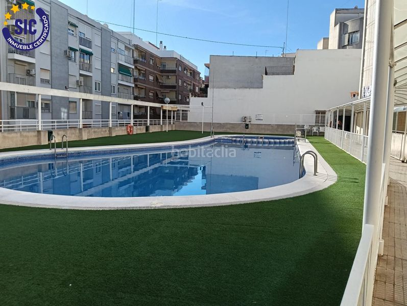 Foto 46eeb099-47b5-4148-a900-590028e72aa9. Pis amb calefacció aparcament piscina a El Grau Valencia