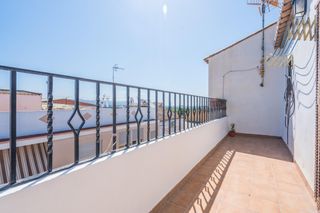 Casa a schiera  Calle salvador giner. Casa amueblada y equipada en pleno centro de casinos perfecta pa