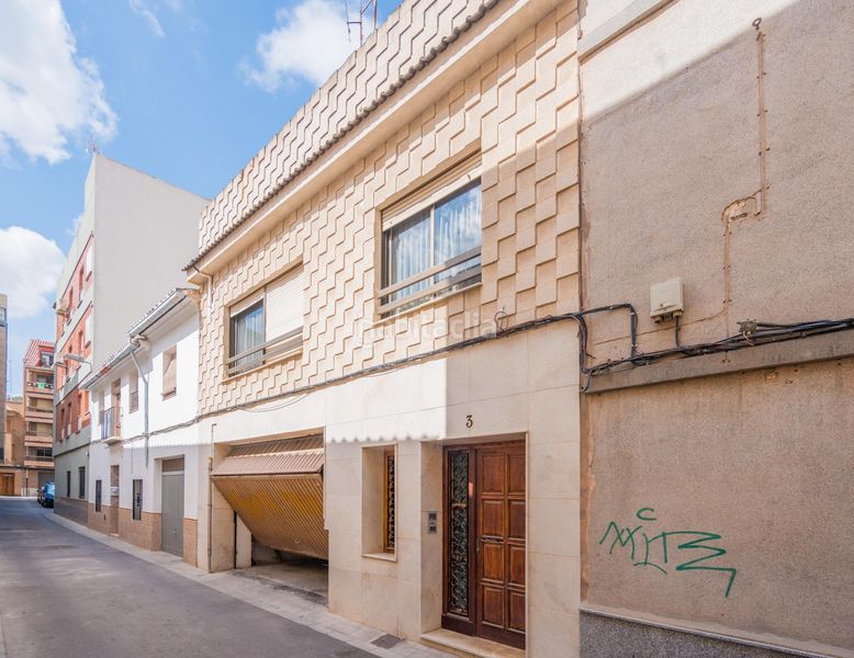 Foto 9a5f3d1e-cf4e-490b-ad7b-57ef94cb78f8. Casa adossada amb aparcament a Doctor Palos - Alto Palancia Sagunt
