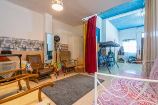 Ground floor  Calle isaac peral. Bajo reformado en alginet con  terraza y garaje