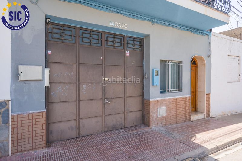 Foto 6b3ace81-2a14-44db-8711-1b9033e3dc52. Planta baixa amb aparcament a Alginet