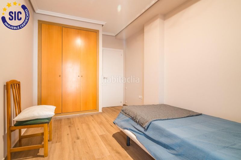 Foto f74e7fef-2ea3-43b3-8386-f2f3b0f4834a. Pis amb calefacció aparcament a Aldaia