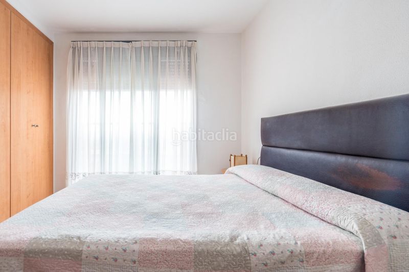 Foto 0a632fd9-2212-4661-83d9-fd11ba54a816. Àtic amb calefacció aparcament piscina a Riba - roja de Túria