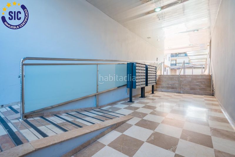 Foto c4d90941-3273-438a-8e04-1f2a4f7a3562. Àtic amb calefacció aparcament piscina a Riba - roja de Túria
