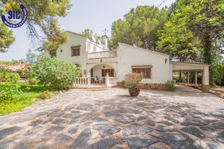 Xalet  Tarragona. Torre de portacoeli. chalet en exclusiva en plena naturaleza e i