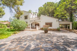 Chalet  Tarragona. Torre de portacoeli. exclusividad, naturaleza y una propiedad co
