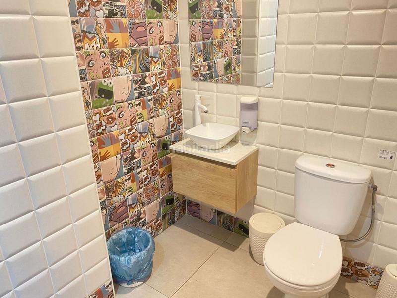 Foto 1b0d0cba-f0f2-422b-b1be-b8571238fce0. Locale commerciale in Piles