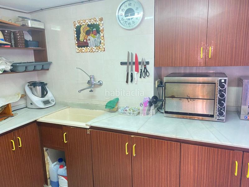 Foto 3e700533-98bb-4956-b834-5482939d2c6e. Locale commerciale in Piles