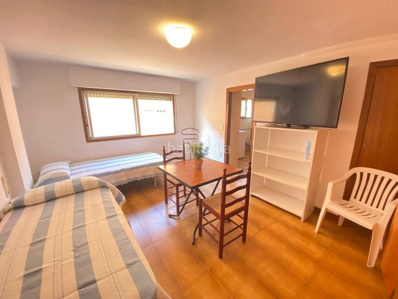 Foto 4610f707-aef9-4d15-a252-adad40bcfe3c. Locale commerciale in Piles