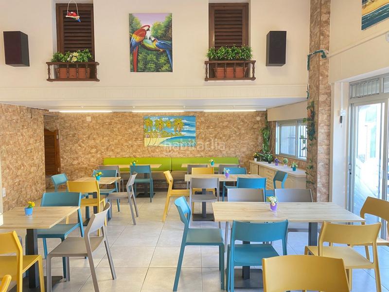 Foto 695433f2-bcf9-4a0d-9eff-04aa9fd7e4e1. Locale commerciale in Piles