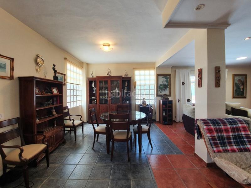 Foto ed0fc49a-6743-428d-8294-ba6b49d055af. Chalet con riscaldamento parcheggio piscina in Sierra Perenchiza-Cumbres de Calicanto-Sto Domingo Chiva