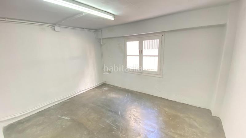 Foto c07aed1e-d3bc-4ba7-b80e-33371a3a824d. Local commercial dans Marxalenes Valencia