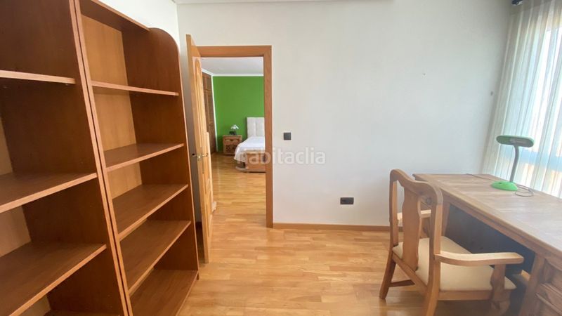 Foto 07b96eb1-416b-458c-9437-25107471a836. Àtic amb calefacció aparcament a Silla