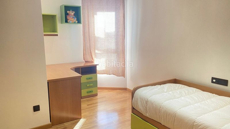 Foto 16775e8a-e9a9-4312-9ea1-e3810e0e866a. Àtic amb calefacció aparcament a Silla