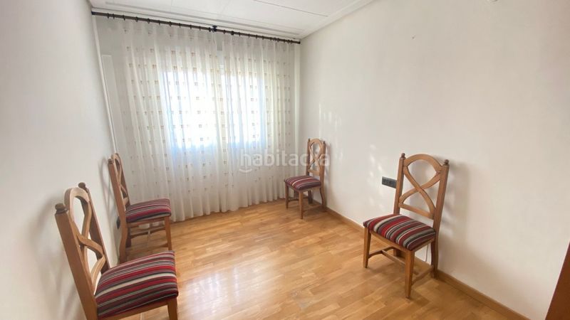 Foto 1b4ba672-7d64-48e2-a582-32be7cb2cbbd. Àtic amb calefacció aparcament a Silla