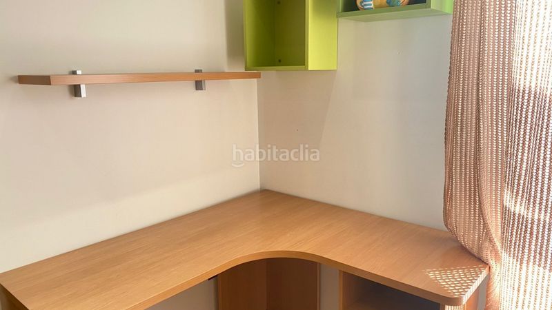 Foto 6e1c5a85-a199-48ea-82e5-71821a708517. Àtic amb calefacció aparcament a Silla