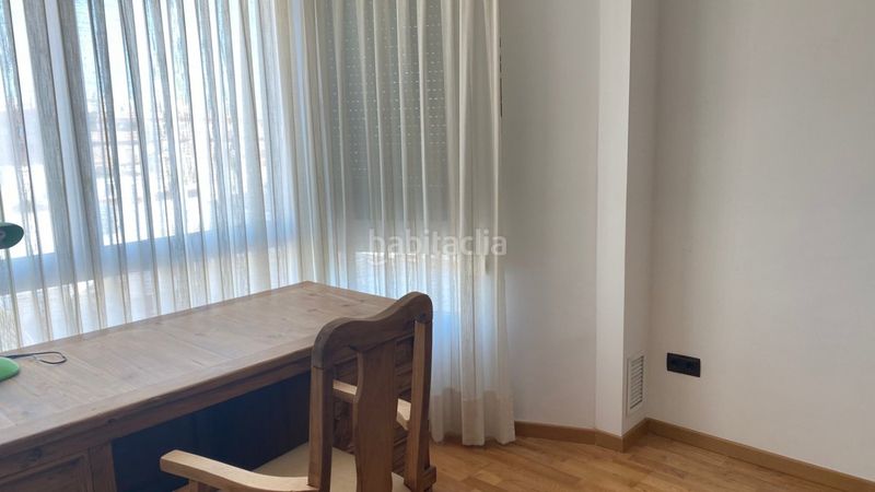 Foto a41dc46c-4155-4bd1-ad00-27fa36fae4da. Àtic amb calefacció aparcament a Silla
